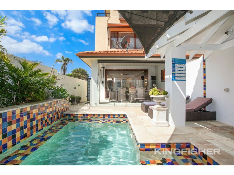 2/26 Jefferson Lane, Palm Beach QLD 4221