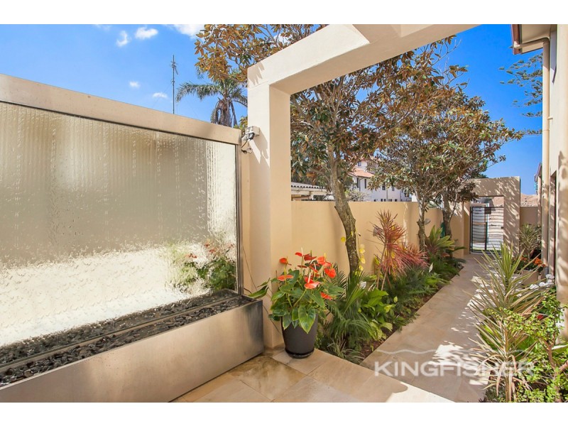 2/26 Jefferson Lane, Palm Beach QLD 4221