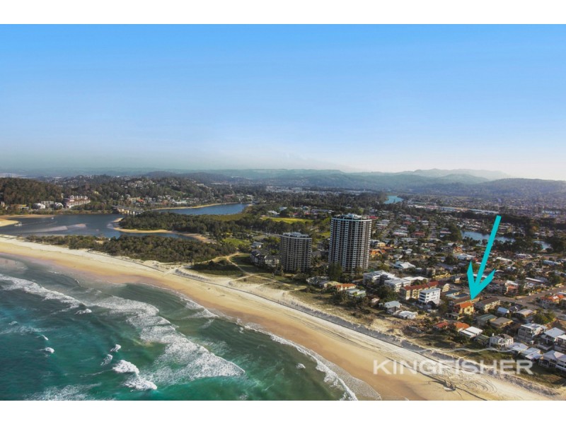 2/26 Jefferson Lane, Palm Beach QLD 4221