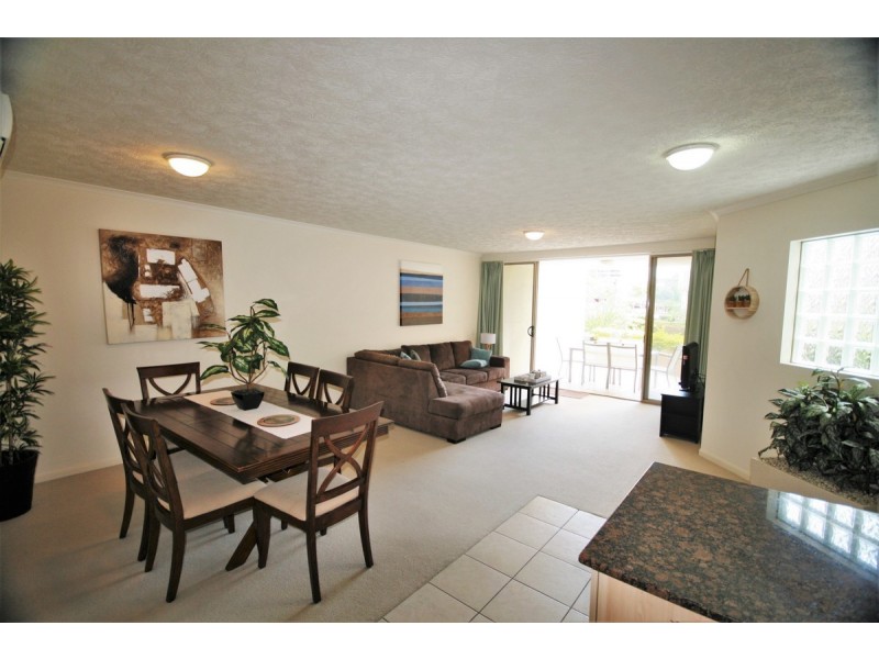 10/4 Park Avenue, Burleigh Heads QLD 4220