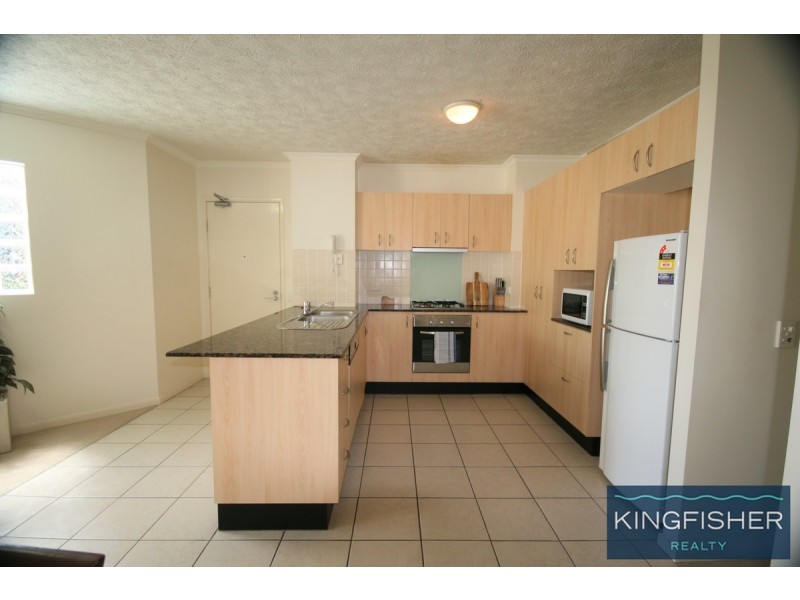 10/4 Park Avenue, Burleigh Heads QLD 4220