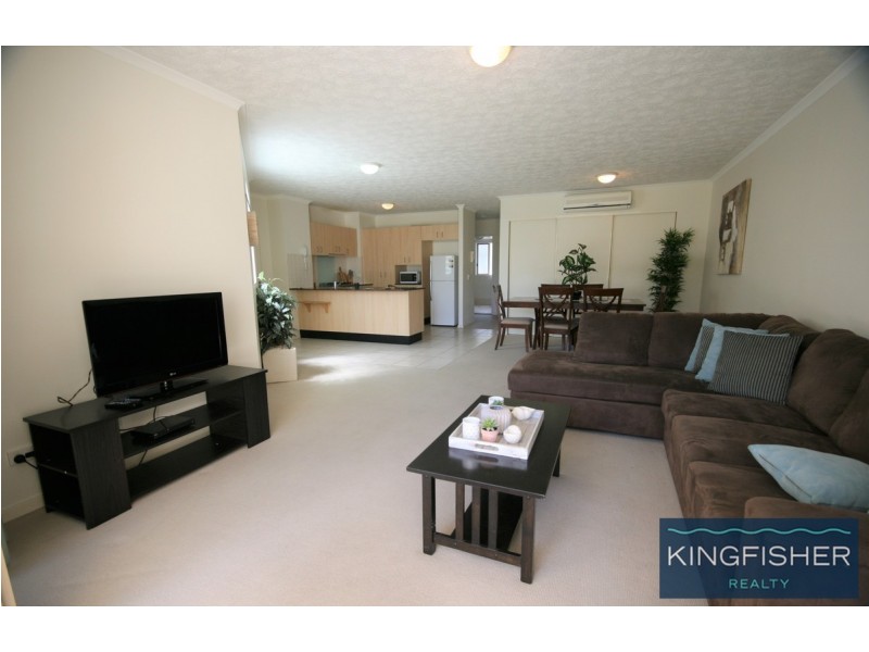 10/4 Park Avenue, Burleigh Heads QLD 4220