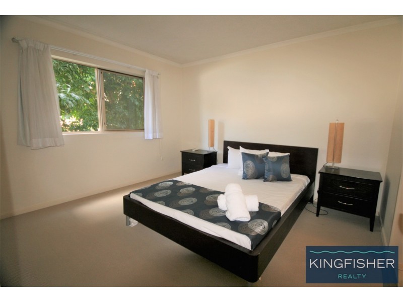 10/4 Park Avenue, Burleigh Heads QLD 4220