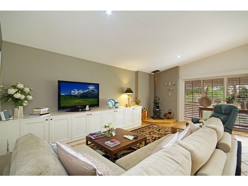 9 Dulcie Drive, Burleigh Heads QLD 4220