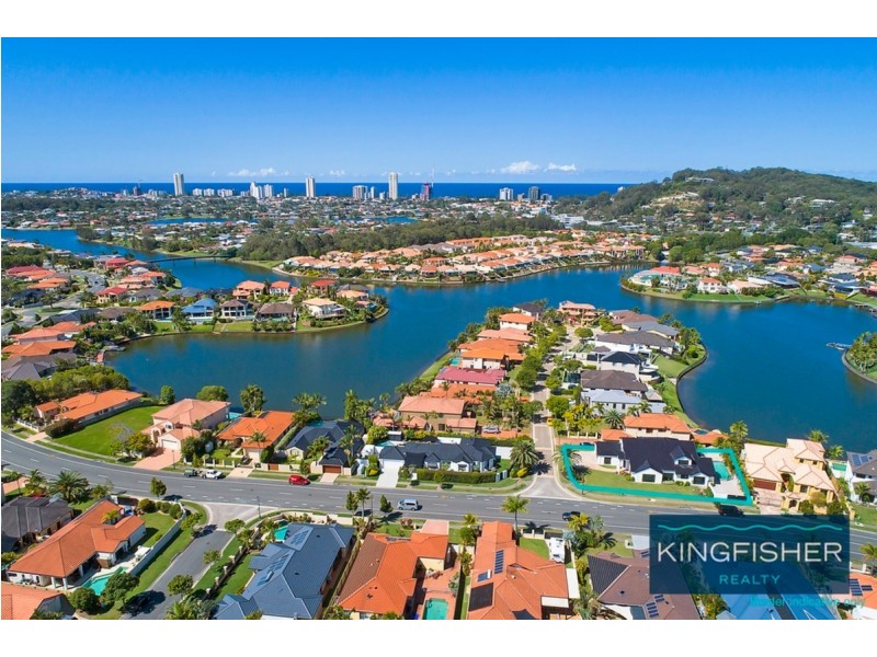 1 Palmyra Court, Burleigh Waters QLD 4220