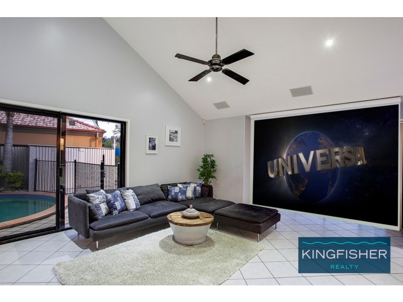 1 Palmyra Court, Burleigh Waters QLD 4220