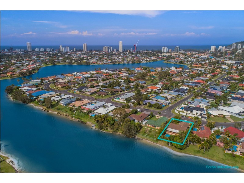 168 Acanthus Avenue, Burleigh Waters QLD 4220
