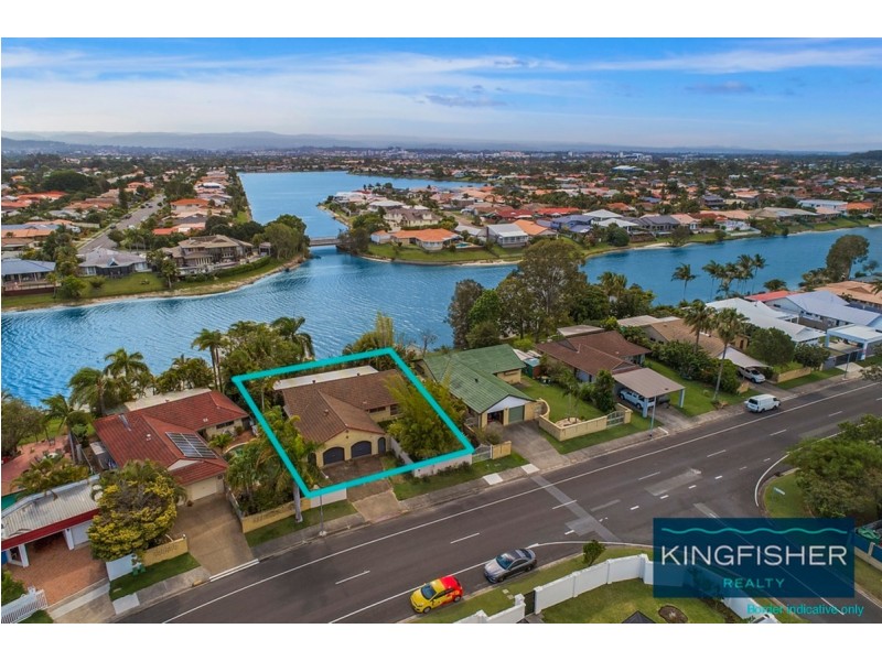 168 Acanthus Avenue, Burleigh Waters QLD 4220