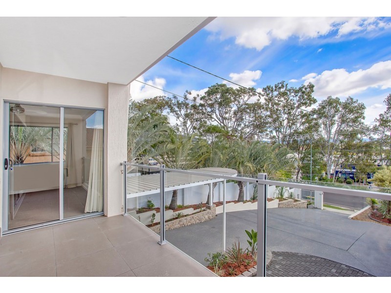 2/58 West Burleigh Road, Burleigh Heads QLD 4220