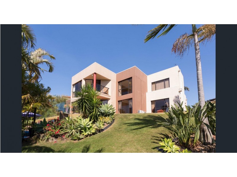 9 Crozet Court, Burleigh Waters QLD 4220