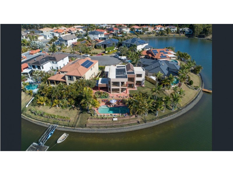 9 Crozet Court, Burleigh Waters QLD 4220