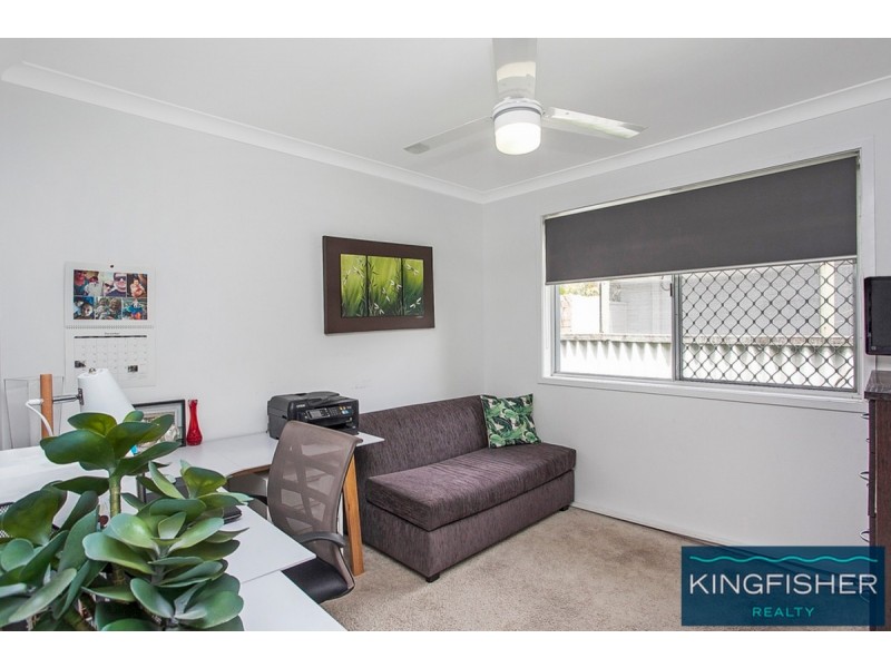 11 Curlew Crescent, Burleigh Waters QLD 4220