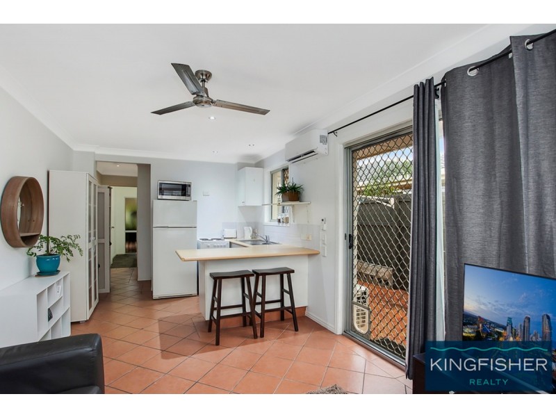11 Curlew Crescent, Burleigh Waters QLD 4220