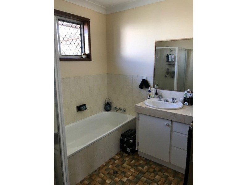 88 Acanthus Avenue, Burleigh Heads QLD 4220