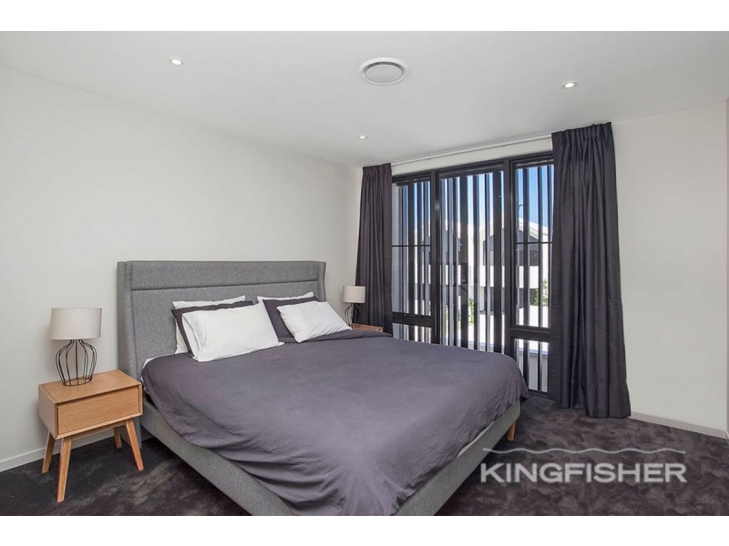 2/16 Magnoli Circuit, Palm Beach QLD 4221