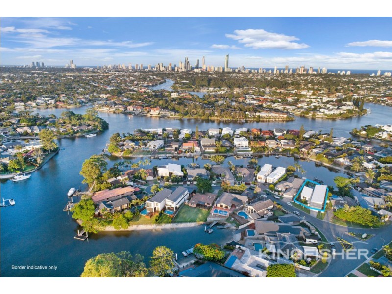 3 Nootka Court, Broadbeach Waters QLD 4218