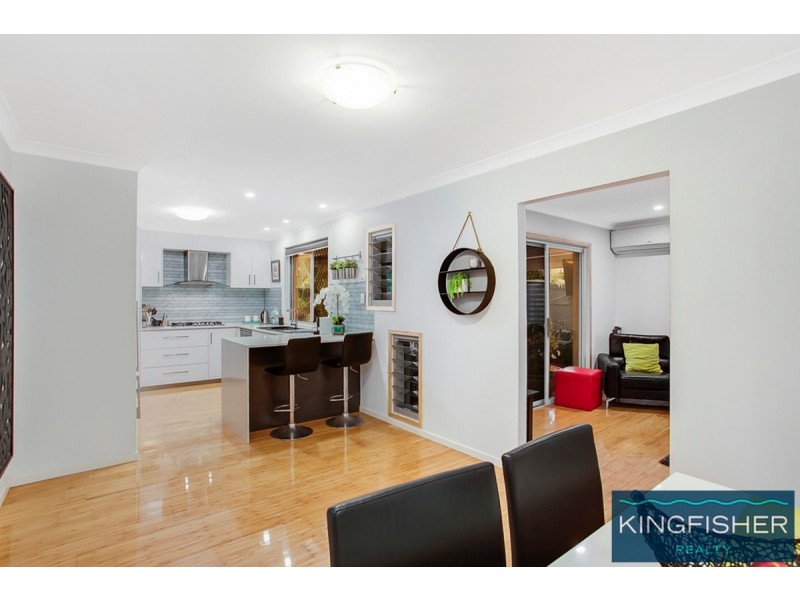 11 Curlew Crescent, Burleigh Waters QLD 4220