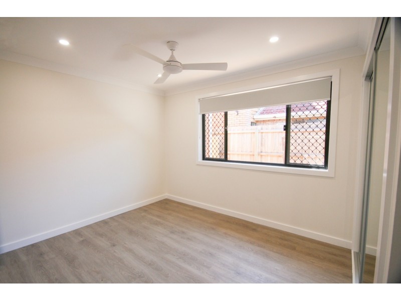 2/29 Chainey Avenue, Miami QLD 4220