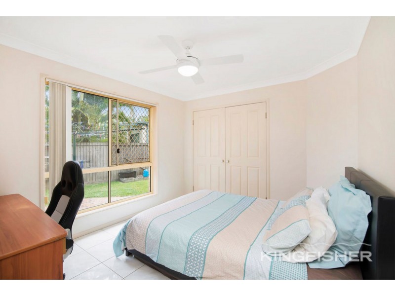 104 Dipper Drive, Burleigh Waters QLD 4220