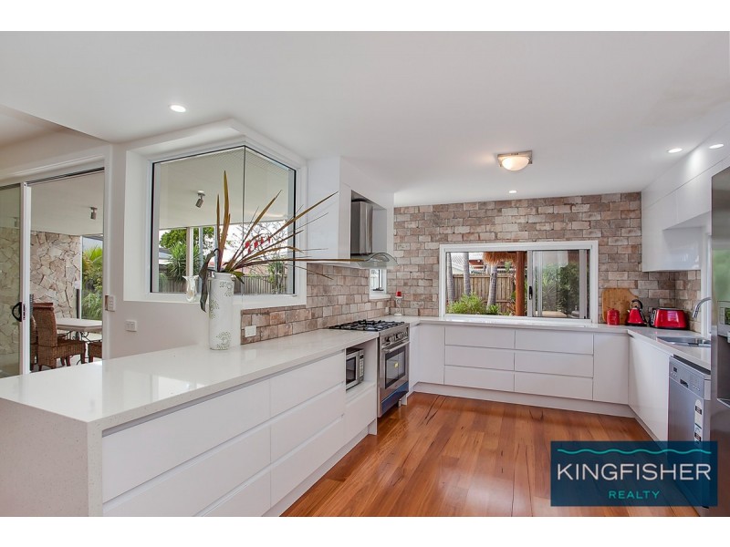 103 Burleigh Street, Burleigh Waters QLD 4220