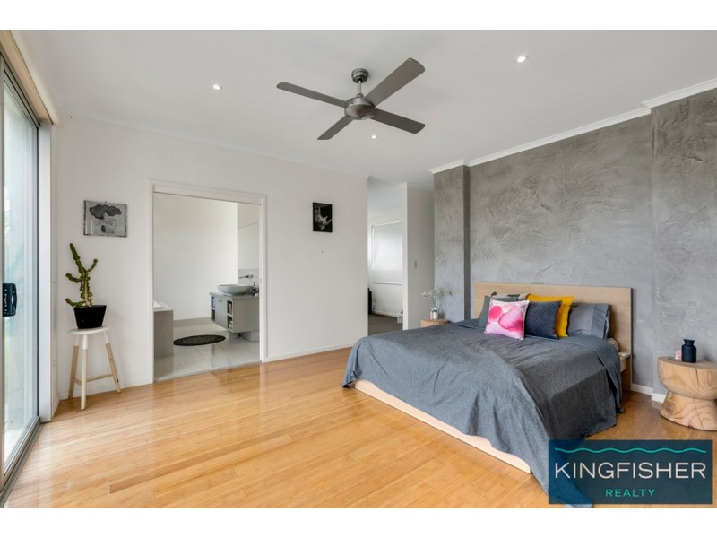 12 Sandpiper Drive, Burleigh Waters QLD 4220