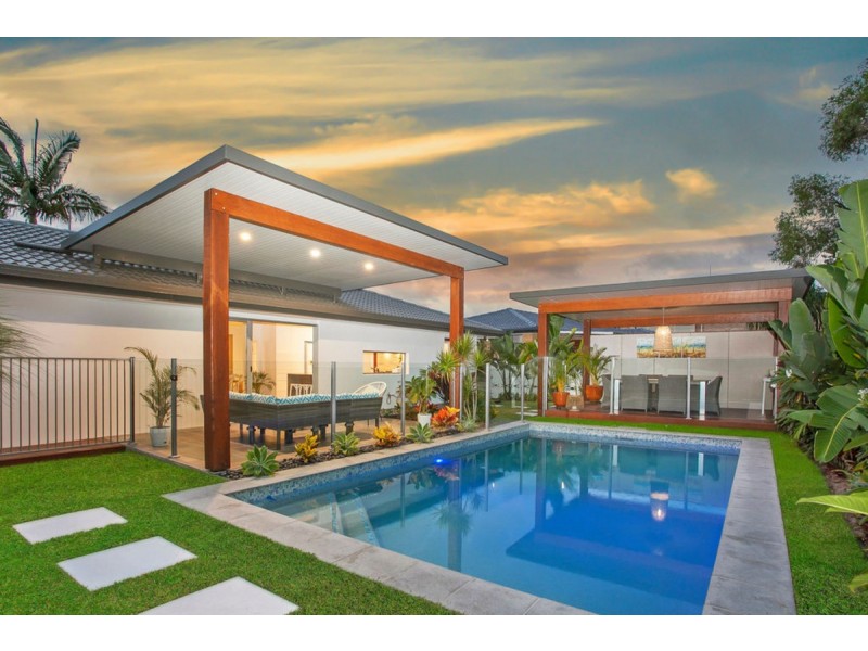 104 Burleigh Street, Burleigh Waters QLD 4220