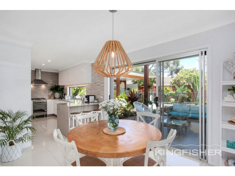 104 Burleigh Street, Burleigh Waters QLD 4220