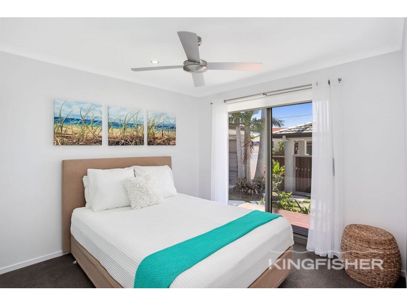 104 Burleigh Street, Burleigh Waters QLD 4220