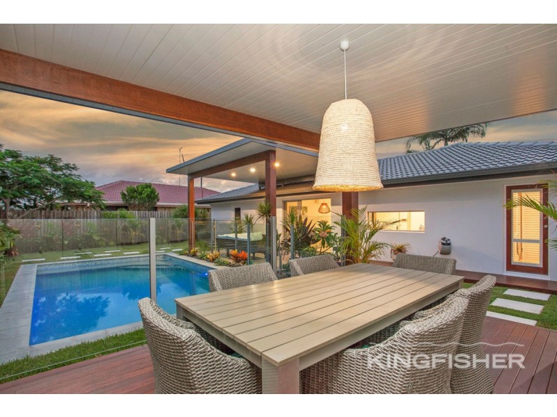 104 Burleigh Street, Burleigh Waters QLD 4220