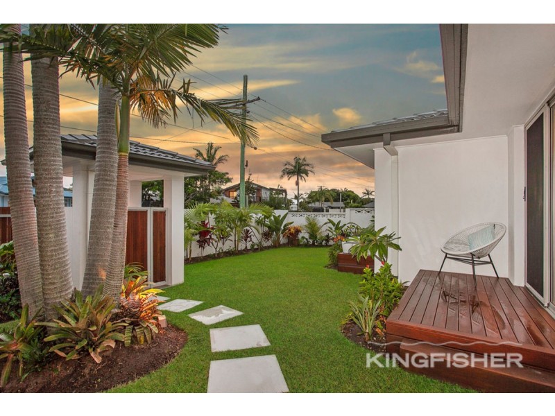 104 Burleigh Street, Burleigh Waters QLD 4220