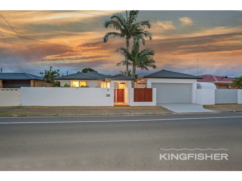 104 Burleigh Street, Burleigh Waters QLD 4220
