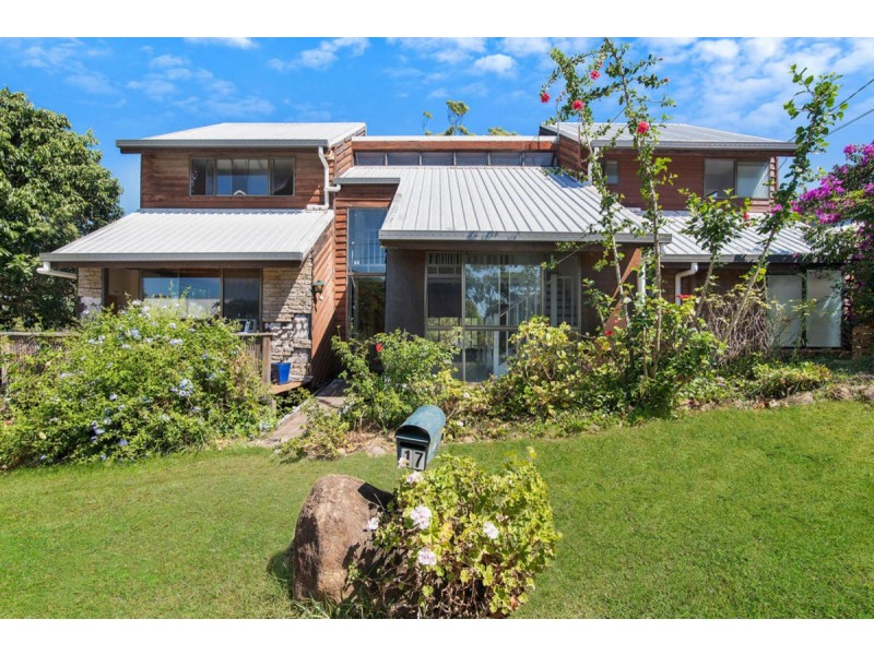 17 Tanjenong Place, Burleigh Heads QLD 4220