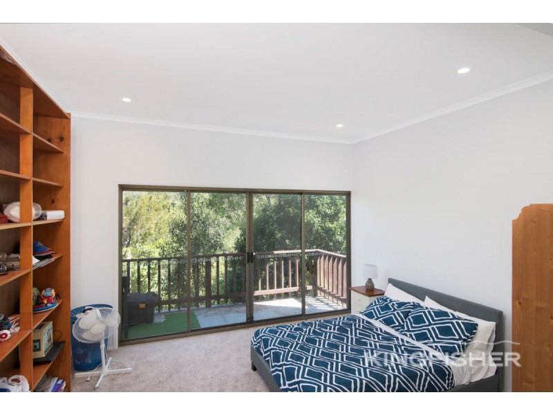 17 Tanjenong Place, Burleigh Heads QLD 4220