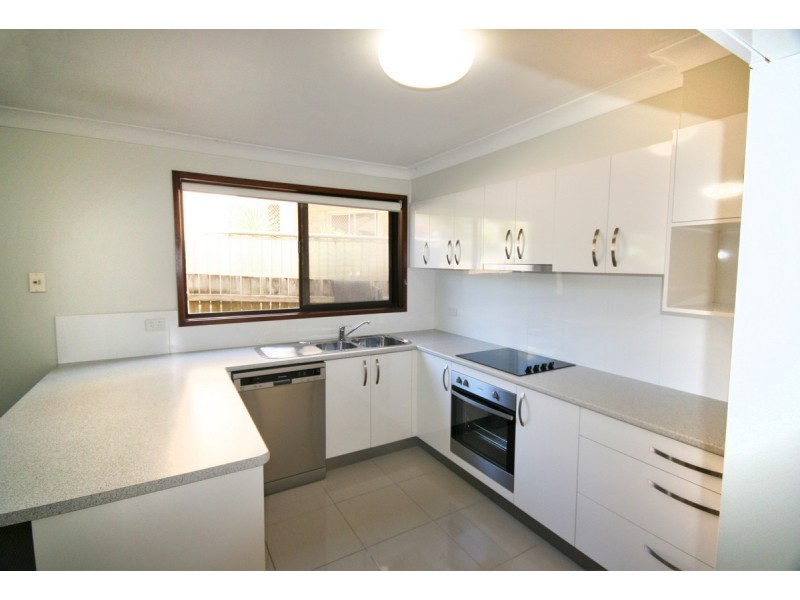 4 Stephens Street, Burleigh Heads QLD 4220