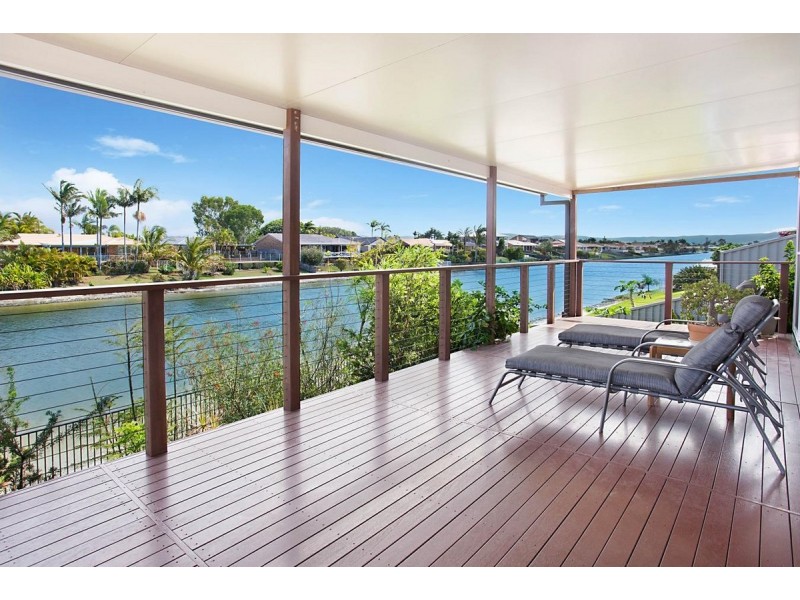 49 Pintail Crescent, Burleigh Waters QLD 4220