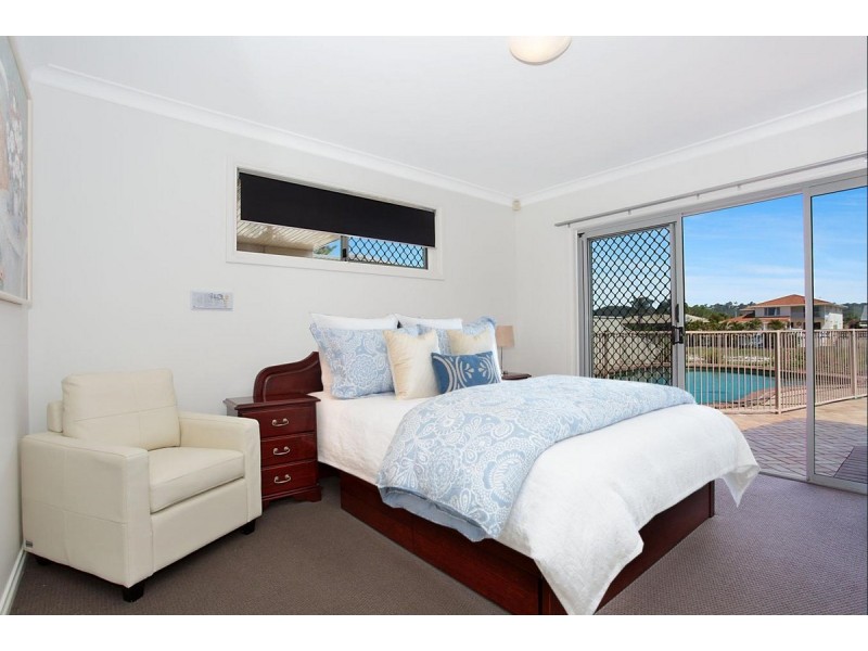 49 Pintail Crescent, Burleigh Waters QLD 4220