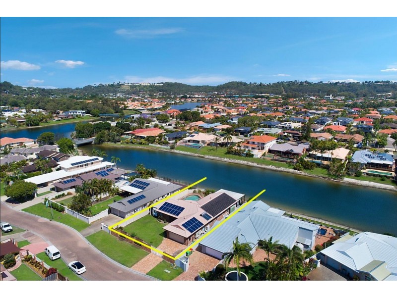 49 Pintail Crescent, Burleigh Waters QLD 4220
