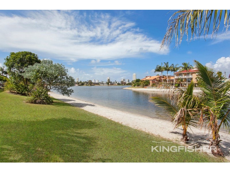 248 Acanthus Avenue, Burleigh Waters QLD 4220