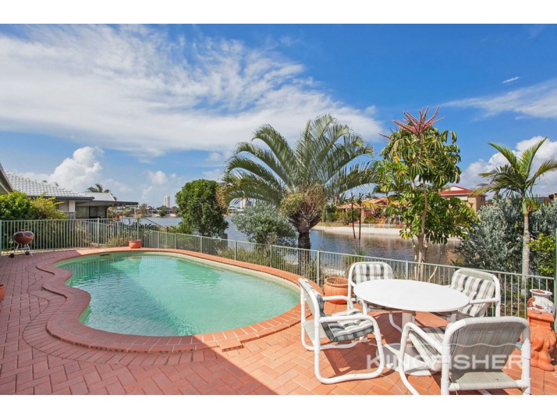 248 Acanthus Avenue, Burleigh Waters QLD 4220