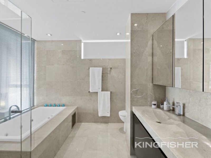 23/106 The Esplanade, Burleigh Heads QLD 4220