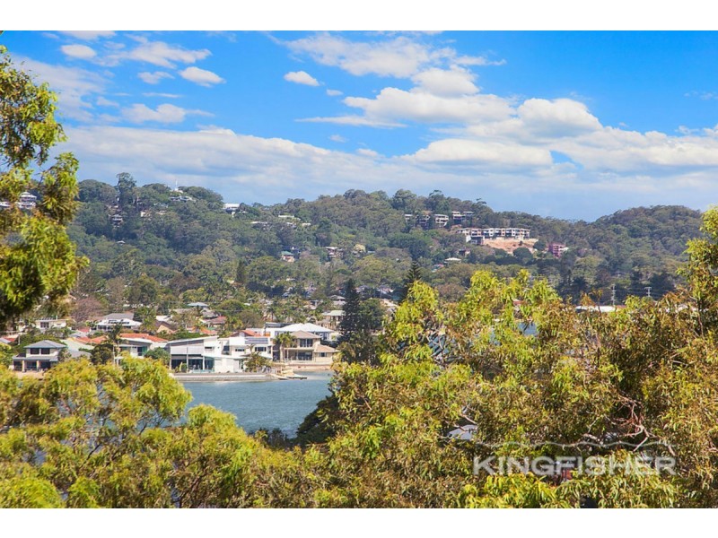 101 Ocean Parade, Burleigh Heads QLD 4220