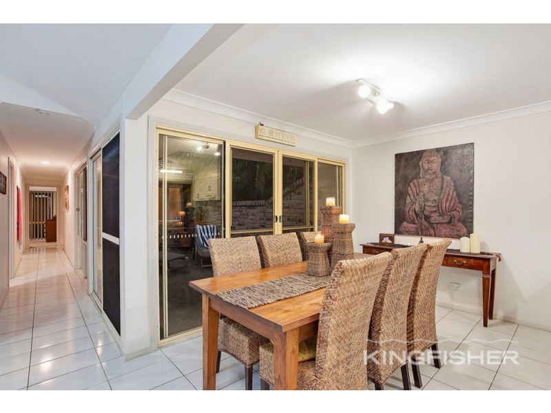 5 Oriole Court, Burleigh Waters QLD 4220