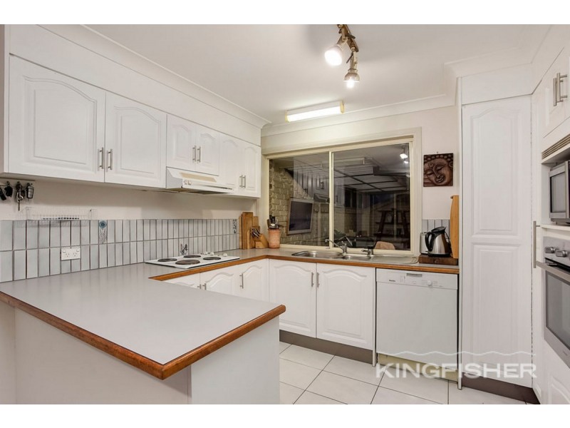 5 Oriole Court, Burleigh Waters QLD 4220