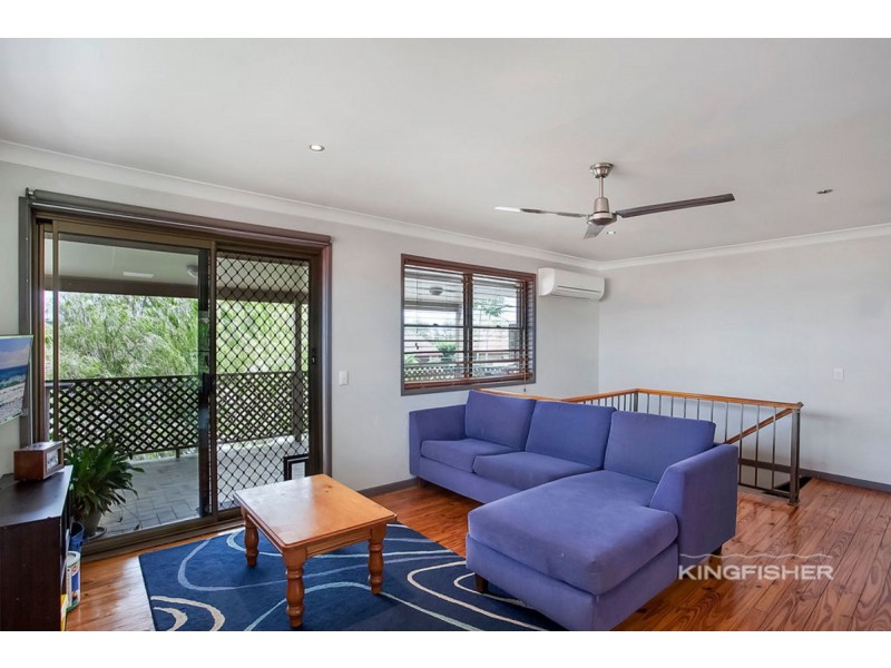 77 Jabiru Avenue, Burleigh Waters QLD 4220