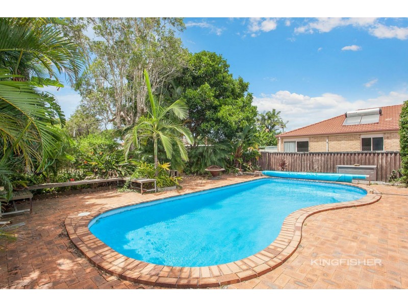 77 Jabiru Avenue, Burleigh Waters QLD 4220