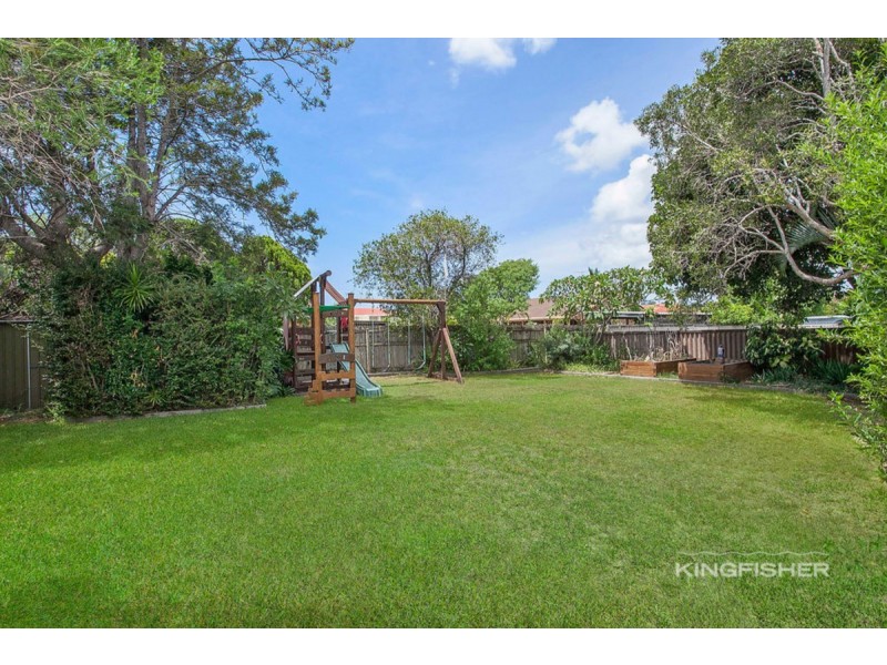 77 Jabiru Avenue, Burleigh Waters QLD 4220