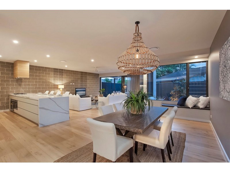 5A Emu Place, Burleigh Waters QLD 4220