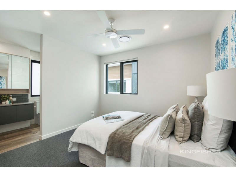 5A Emu Place, Burleigh Waters QLD 4220