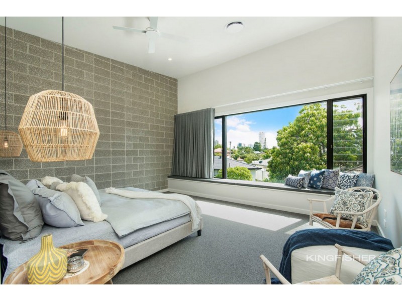 5A Emu Place, Burleigh Waters QLD 4220