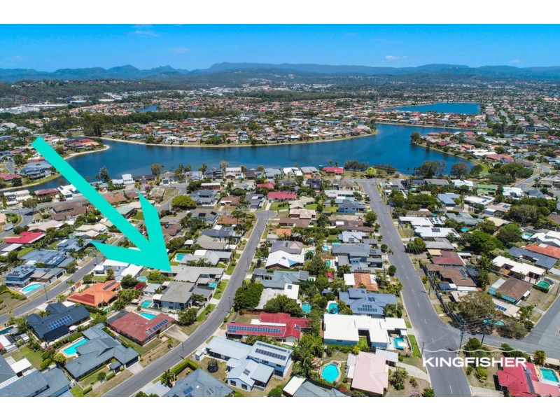 10 Kestrel Drive, Burleigh Waters QLD 4220